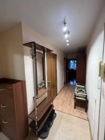 Купить трехкомнатную квартиру в Воронеже. Вариант № 976580, 5, площадь -  квм, цена 6350000 рублей