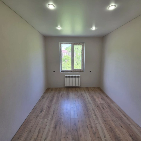 Купить дом на улице Садовая в Короче. Вариант № 51572, 10, площадь -  квм, цена 5200000 рублей