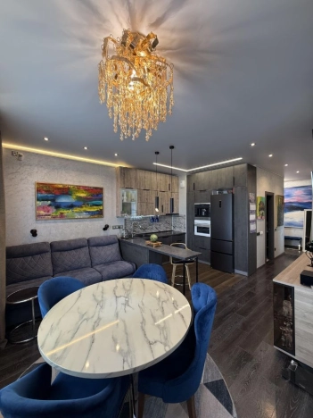 Купить квартиру в Москве. Вариант № 8691866, 4, площадь - квм, цена 33000000 рублей