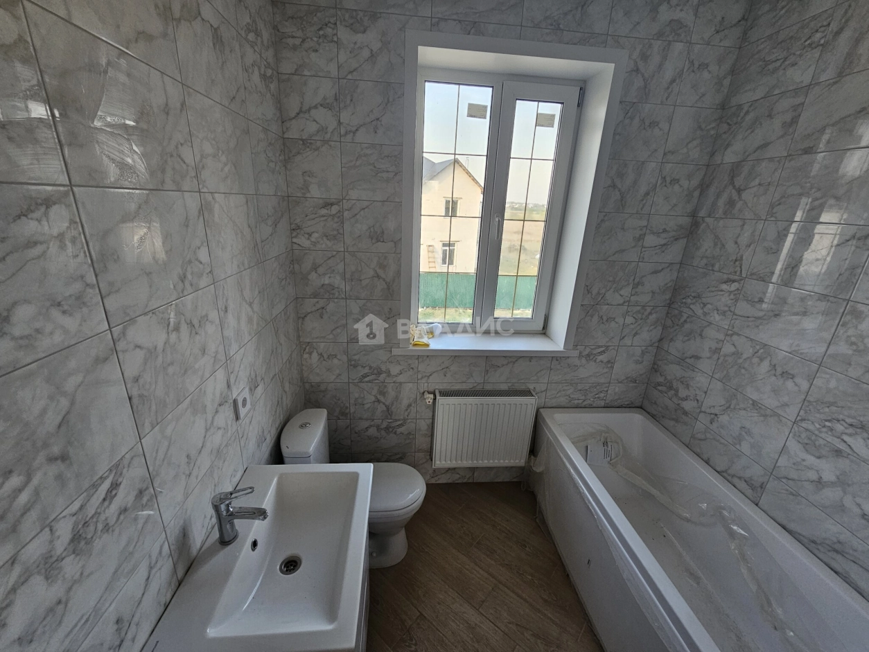 Photo https://36000382-a1c2-4a8a-a109-3fc3bfc73cf7.selcdn.net/App/Entity/ObjectRealty/ObjectRealty/FR/25d5b41a-c659-4893-881d-f48847c9ce33/D9tHlaaZ6y3j0UKCTF37wS8LzxTUARx5ipVyirDC.jpg.compressed.webp