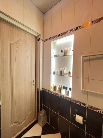 Купить двухкомнатную квартиру в Октябрьском. Вариант № 7078, 15, площадь -  квм, цена 4300000 рублей