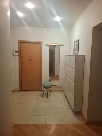 Купить квартиру в Москве. Вариант № 10289698, 8, площадь -  квм, цена 87300000 рублей