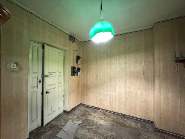 Купить комнату в Москве. Вариант № 3784804, 4, площадь - квм, цена 8500000 рублей