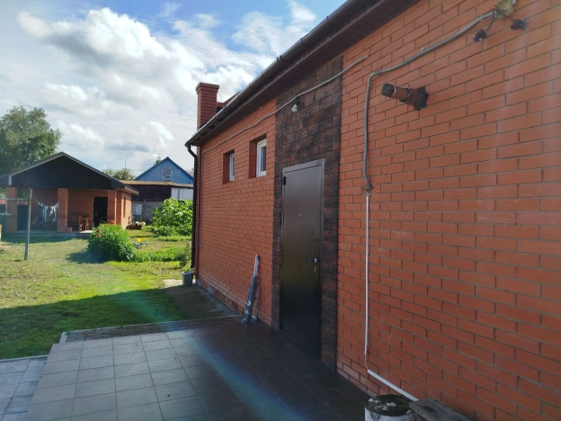 Купить дом в Омске. Вариант № 2631802, 1, площадь -  квм, цена 11350000 рублей