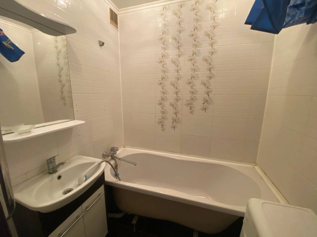 Купить квартиру в Белгороде. Вариант № 10411423, 6, площадь -  квм, цена 4150000 рублей