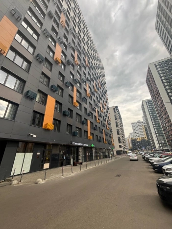 Купить двухкомнатную квартиру в районе Молжаниновский в Химках. Вариант № 901887, 8, площадь -  квм, цена 18300000 рублей