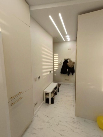 Купить трехкомнатную квартиру на улице Соловьиная в Красногорске. Вариант № 7590309, 21, площадь -  квм, цена 18490000 рублей