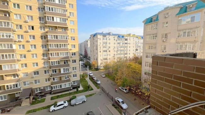 Купить двухкомнатную квартиру в Краснодаре. Вариант № 8954804, 24, площадь -  квм, цена 6700000 рублей