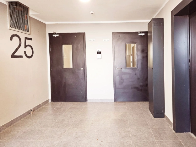 Купить квартиру в Москве. Вариант № 8328580, 27, площадь -  квм, цена 9999990 рублей