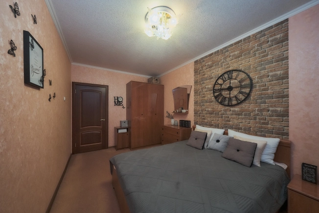 Купить трехкомнатную квартиру в Рязанской области. Вариант № 9500525, 7, площадь -  квм, цена 6300000 рублей