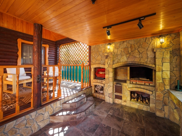 Купить дом в Микрорайоне Порт-Артур в Омске. Вариант № 2580432, 0, площадь -  квм, цена 20000000 рублей