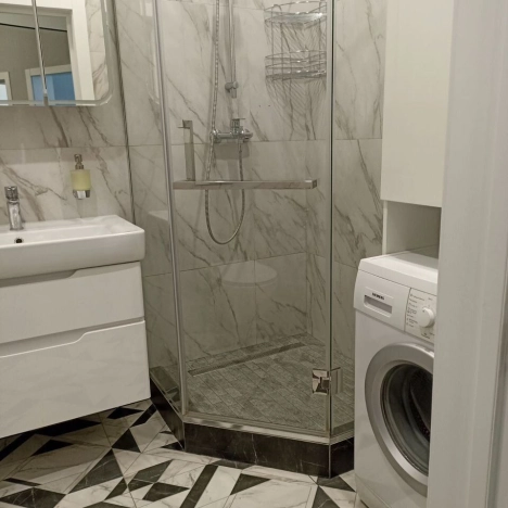 Снять квартиру в районе Дзержинский в Новосибирске. Вариант № 9687314, 6, площадь -  квм, цена 38000 рублей