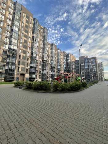 Купить трехкомнатную квартиру на улице Горького в Апрелевке. Вариант № 9687696, 1, площадь -  квм, цена 11700000 рублей