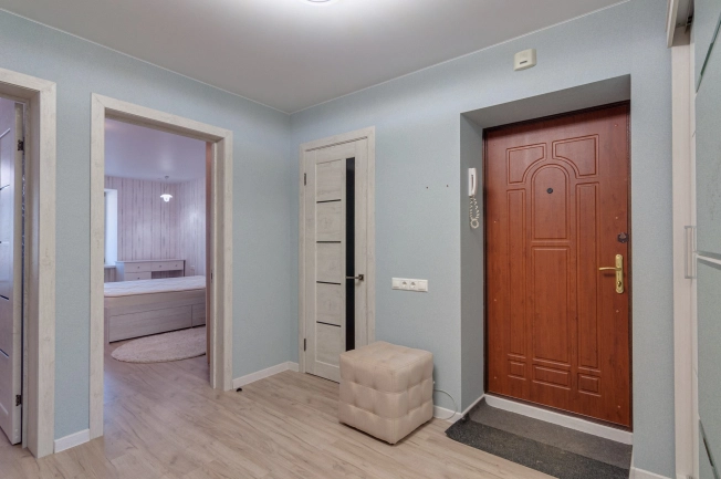 Купить двухкомнатную квартиру на улице Майская в Вологодской области. Вариант № 5447817, 34, площадь -  квм, цена 7900000 рублей