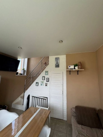 Купить трехкомнатную квартиру на улице Красный проспект в Новосибирске. Вариант № 6156813, 2, площадь -  квм, цена 6200000 рублей