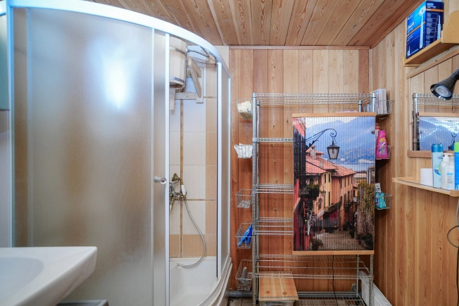 Купить дом в Омске. Вариант № 44414, 15, площадь -  квм, цена 26000000 рублей