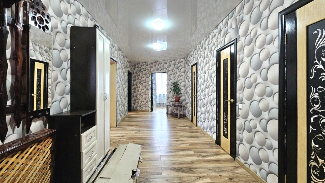 Купить дом на улице Большак в Липецкой области. Вариант № 24893, 20, площадь -  квм, цена 6800000 рублей