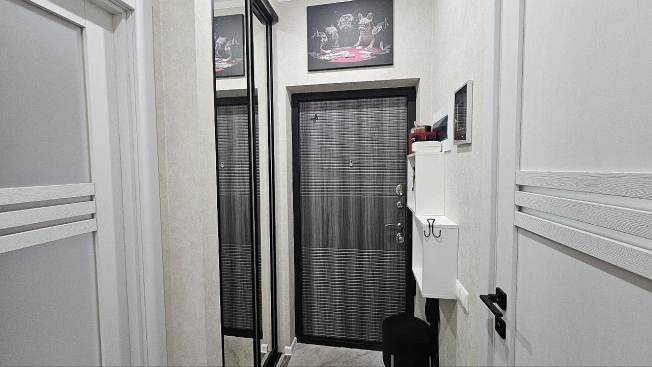 Купить однокомнатную квартиру в Ростовской области. Вариант № 10026293, 11, площадь -  квм, цена 5950000 рублей