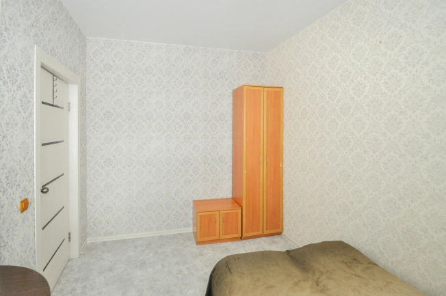 Купить дом в Новосибирске. Вариант № 2986115, 24, площадь -  квм, цена 9800000 рублей