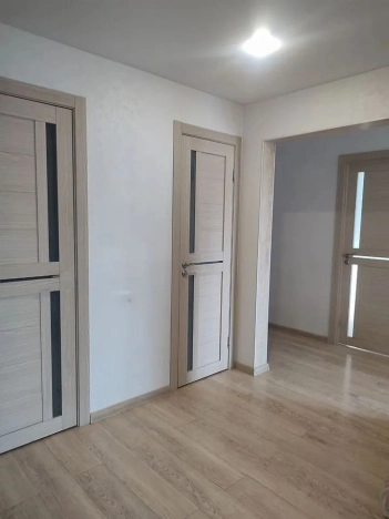 Купить трехкомнатную квартиру в Новосибирске. Вариант № 5412490, 20, площадь -  квм, цена 6850000 рублей