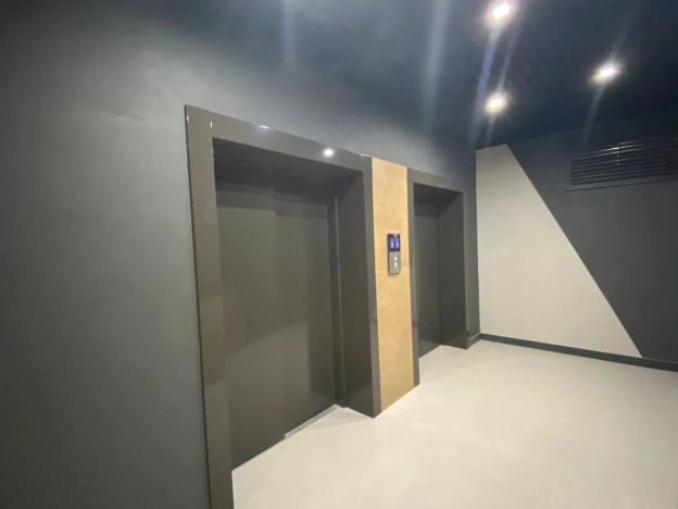 Купить однокомнатную квартиру у метро Октябрьская в Новосибирске. Вариант № 51860, 5, площадь -  квм, цена 6700000 рублей