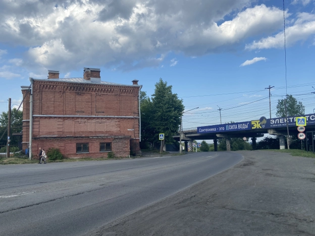 Купить коммерческую недвижимость в Бийске. Вариант № 25241, 2, площадь - квм, цена 5600000 рублей