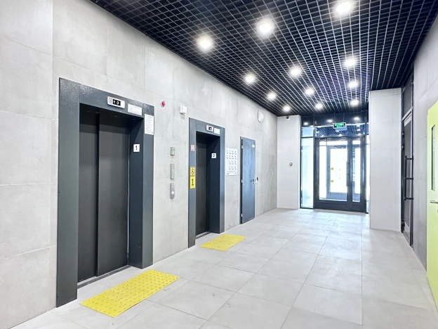 Купить квартиру на улице Голландская в Ленинградской области. Вариант № 26292, 8, площадь -  квм, цена 5400000 рублей