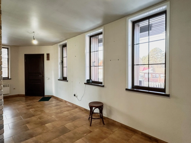 Купить дом в Микрорайоне Байкальск, Ангарск в Ангарске. Вариант № 33034, 8, площадь -  квм, цена 36000000 рублей