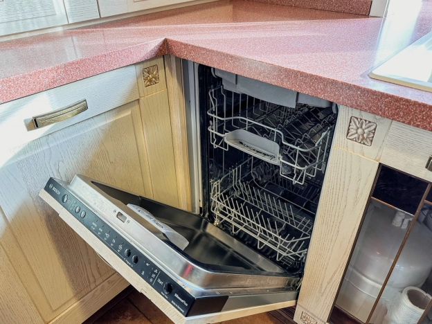 Купить дом в Микрорайоне Байкальск, Ангарск в Ангарске. Вариант № 33034, 20, площадь -  квм, цена 36000000 рублей