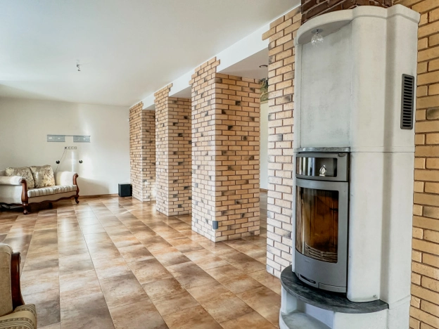 Купить дом в Микрорайоне Байкальск, Ангарск в Ангарске. Вариант № 33034, 5, площадь -  квм, цена 36000000 рублей