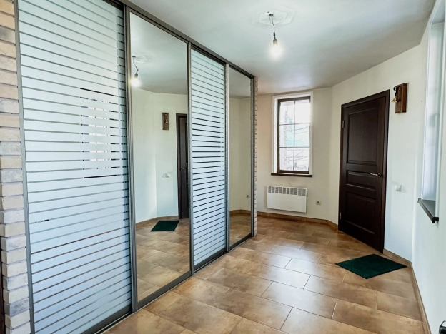 Купить дом в Микрорайоне Байкальск, Ангарск в Ангарске. Вариант № 33034, 3, площадь -  квм, цена 36000000 рублей