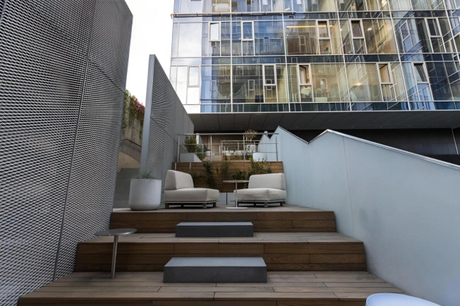 Купить квартиру в Москве. Вариант № 10341573, 42, площадь -  квм, цена 54500000 рублей