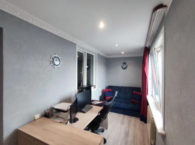 Купить дом на улице Административная в Иркутской области. Вариант № 7845276, 19, площадь -  квм, цена 9500000 рублей