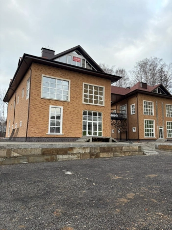 Снять коммерческую недвижимость свободного назначения на улице Железнодорожная в Ивантеевке. Вариант № 11163, 2, площадь -  квм, цена 1000 рублей