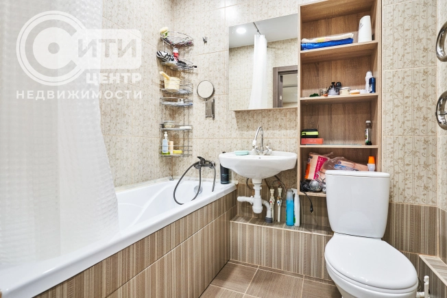 Купить однокомнатную квартиру в Воронеже. Вариант № 8367255, 17, площадь - квм, цена 5190000 рублей