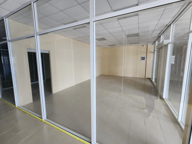 Купить коммерческую недвижимость свободного назначения в Сыктывкаре. Вариант № 6640767, 14, площадь -  квм, цена 900000 рублей