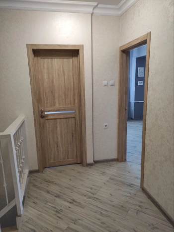 Купить четырехкомнатную квартиру в районе Октябрьский в Новосибирске. Вариант № 5317, 15, площадь -  квм, цена 14800000 рублей