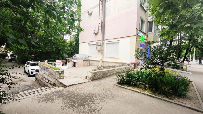 Купить коммерческую недвижимость в Симферополе. Вариант № 46676, 3, площадь - квм, цена 12999000.0000 рублей