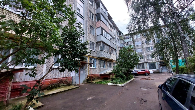 Купить трехкомнатную квартиру в Калуге. Вариант № 2662299, 11, площадь -  квм, цена 4950000 рублей