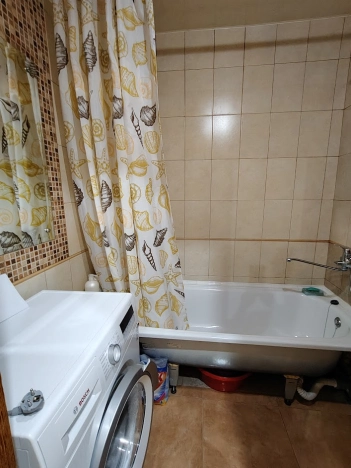 Купить квартиру у метро Площадь Маркса в Новосибирске. Вариант № 58967, 25, площадь -  квм, цена 5350000 рублей