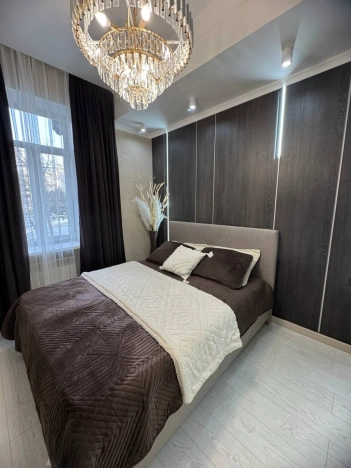 Купить двухкомнатную квартиру в Воронеже. Вариант № 6919160, 4, площадь -  квм, цена 9950000 рублей