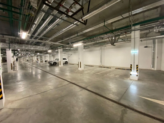 Купить квартиру в Москве. Вариант № 8162365, 35, площадь -  квм, цена 40000000 рублей