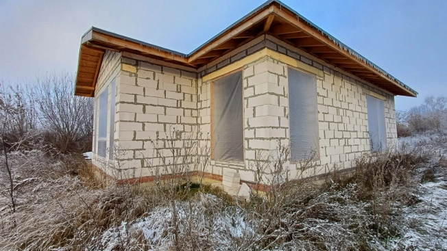 Купить дом на улице Садовая в Тульской области. Вариант № 9516405, 3, площадь -  квм, цена 5800000 рублей