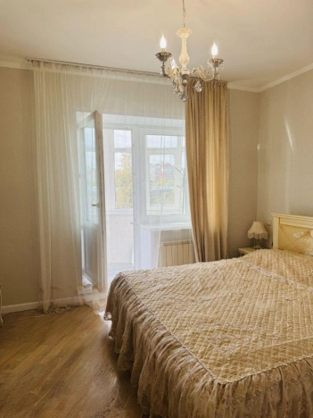 Купить трехкомнатную квартиру на улице Ленинский проспект в Москве. Вариант № 9874121, 14, площадь -  квм, цена 22500000 рублей