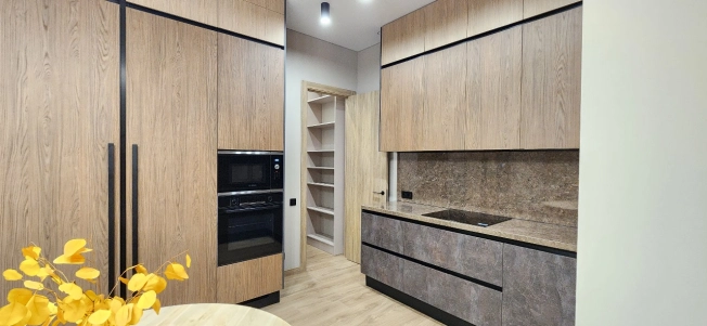 Купить квартиру в Москве. Вариант № 7616883, 2, площадь -  квм, цена 63000000 рублей