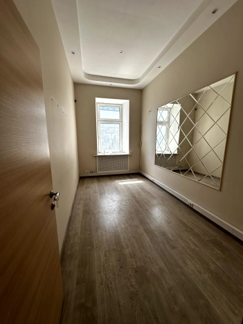 Купить квартиру в ЦАО в Москве. Вариант № 6716052, 13, площадь -  квм, цена 43000000 рублей