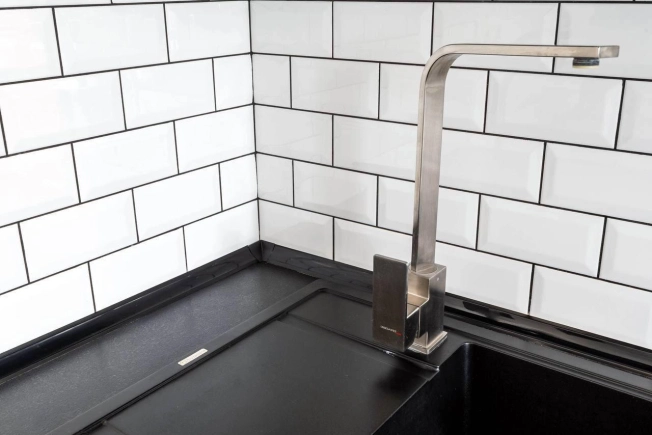 Купить трехкомнатную квартиру в Новосибирской области. Вариант № 10423096, 13, площадь -  квм, цена 10750000 рублей