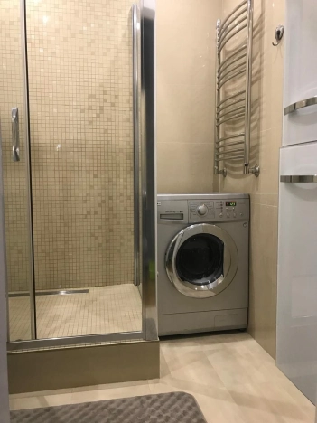 Купить трехкомнатную квартиру на улице Новое шоссе в Московской области. Вариант № 6970971, 10, площадь -  квм, цена 15000000 рублей