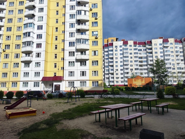 Купить однокомнатную квартиру на улице Школьная в Калужской области. Вариант № 53758, 14, площадь -  квм, цена 3590000 рублей