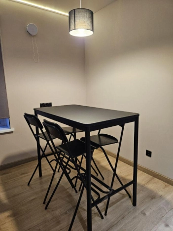 Купить двухкомнатную квартиру в Новосибирске. Вариант № 9619447, 2, площадь -  квм, цена 10200000 рублей